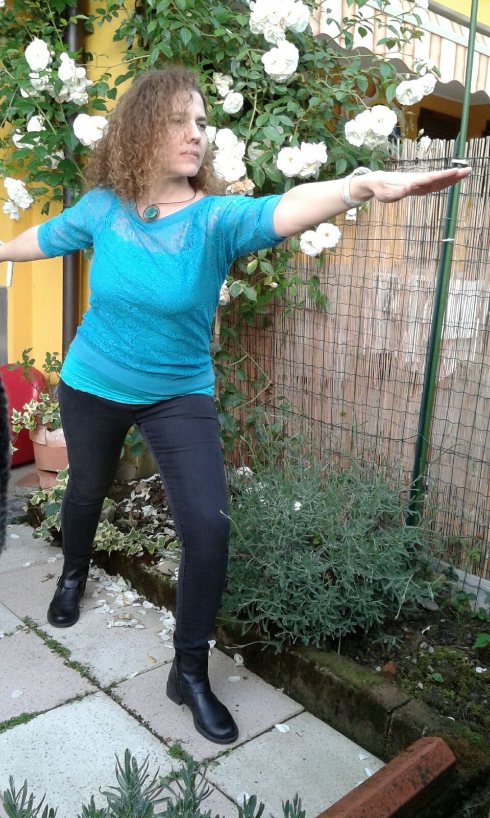 Affascinata dallo yoga 3